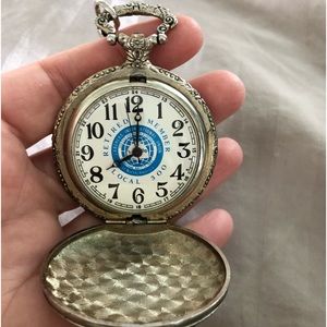 RETIRED WORKER LOCAL 300 POCKET WATCH - HUNTING SCENE CASE NOT WORKING- BBA-36